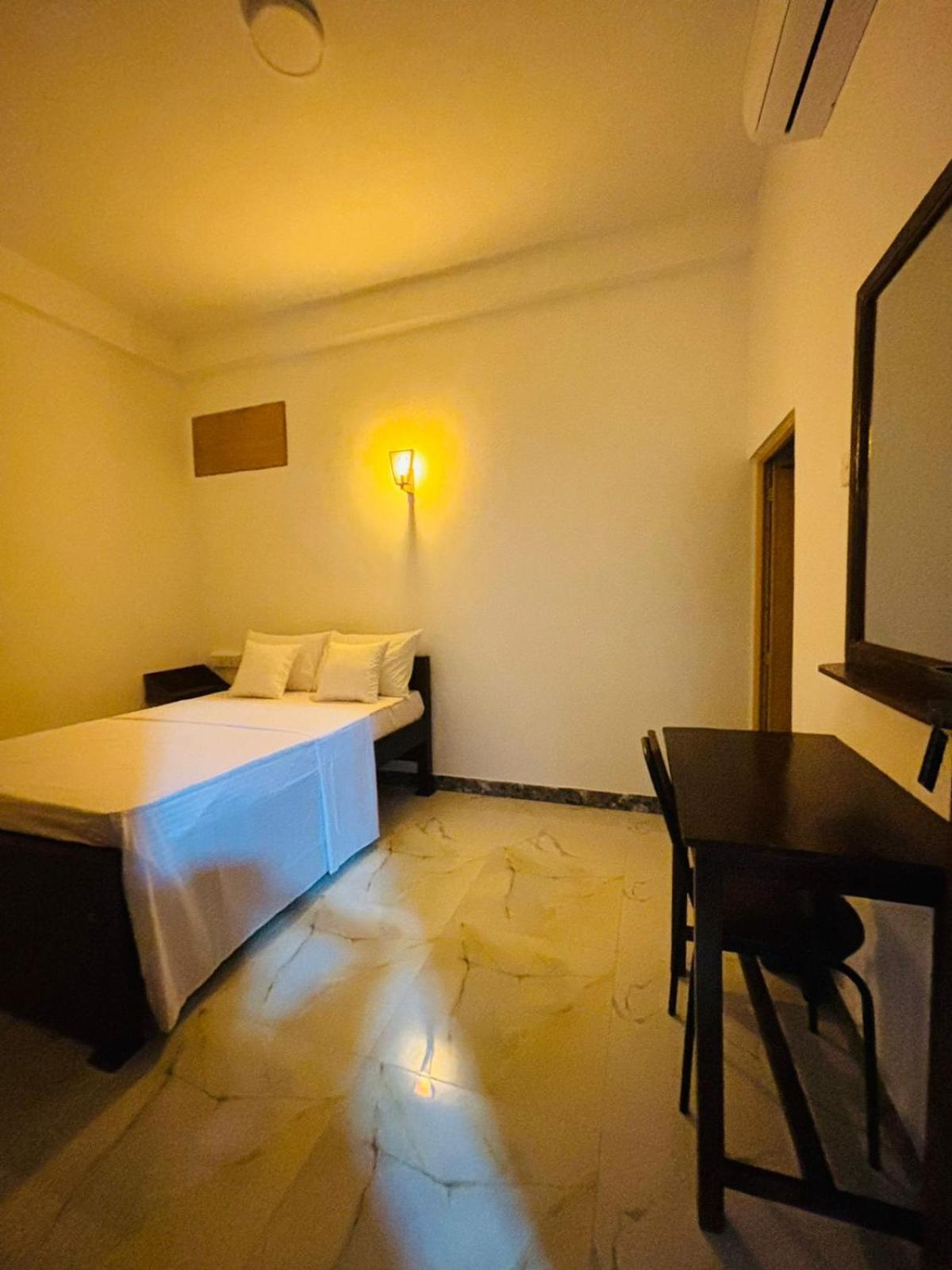 Jaya Villa - Near Airport 尼甘布 外观 照片
