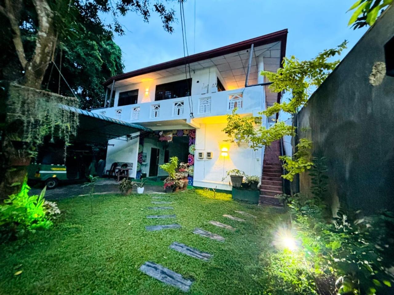 Jaya Villa - Near Airport 尼甘布 外观 照片